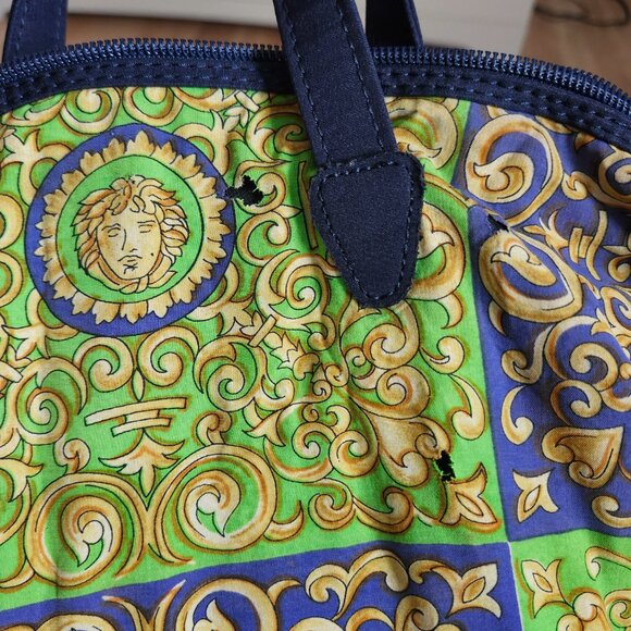 Versace Green and Gold Cosmetic Bag - Picture 9 of 9